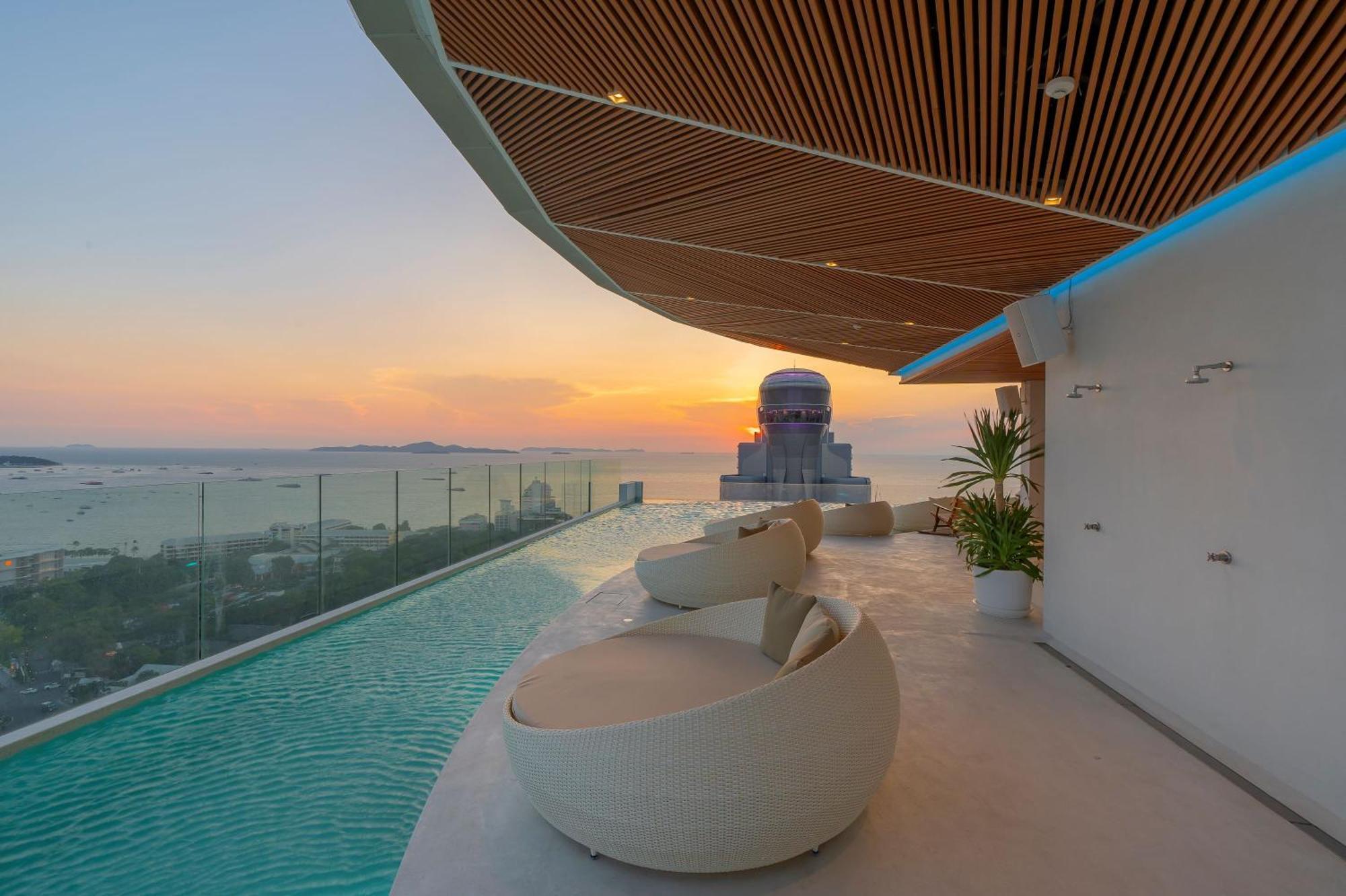 Akara Hotel Pattaya Exterior foto